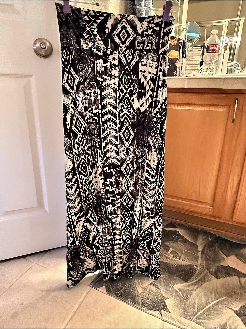 Wet Seal Women'Small Geometric Maxi Skirt Size Small
